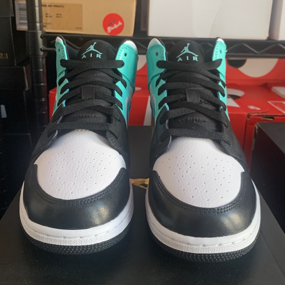 Nike Air Jordan 1 Mid Tropical Twist Black Shoes 554725-132 (GS) Youth Sizes - Picture 4 of 11